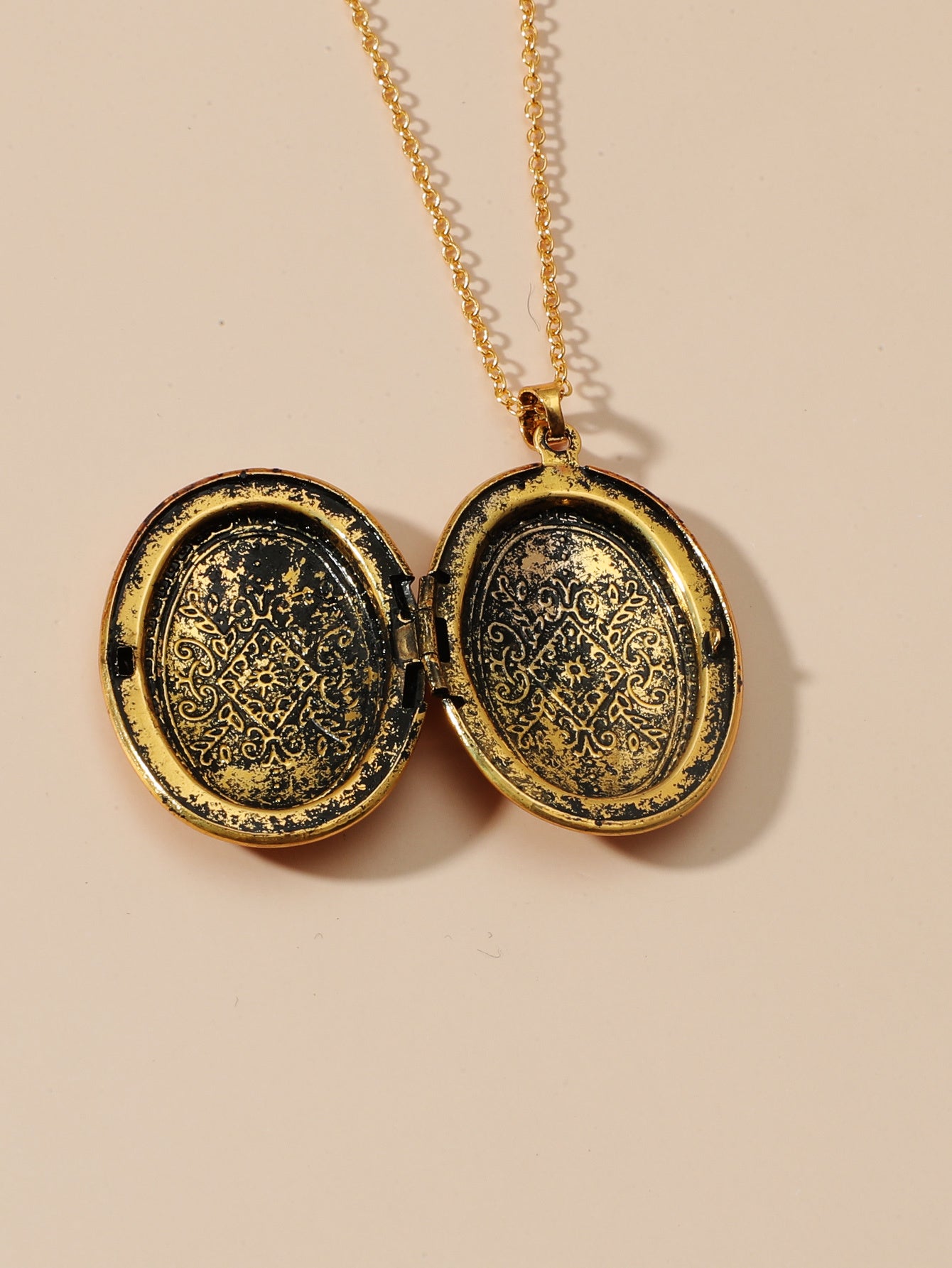 Goddess Aura Necklace
